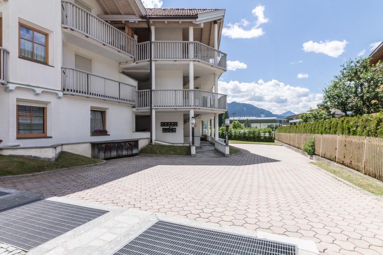 Casa Serena San Candido Bagian luar foto